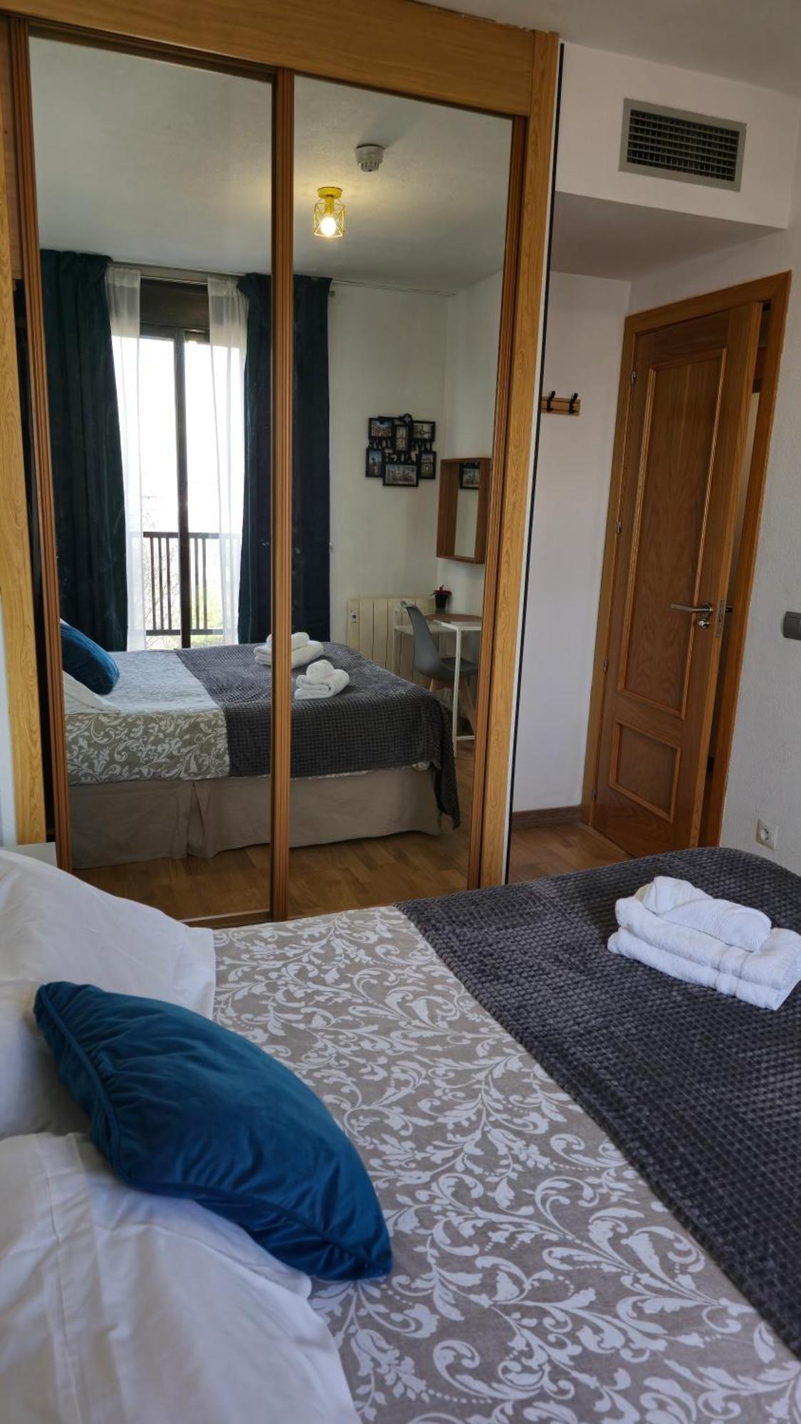 Appartement Cerca Airport, Riyadh Air, Ifema, Eisenhower, Wifi, 4 Personas *